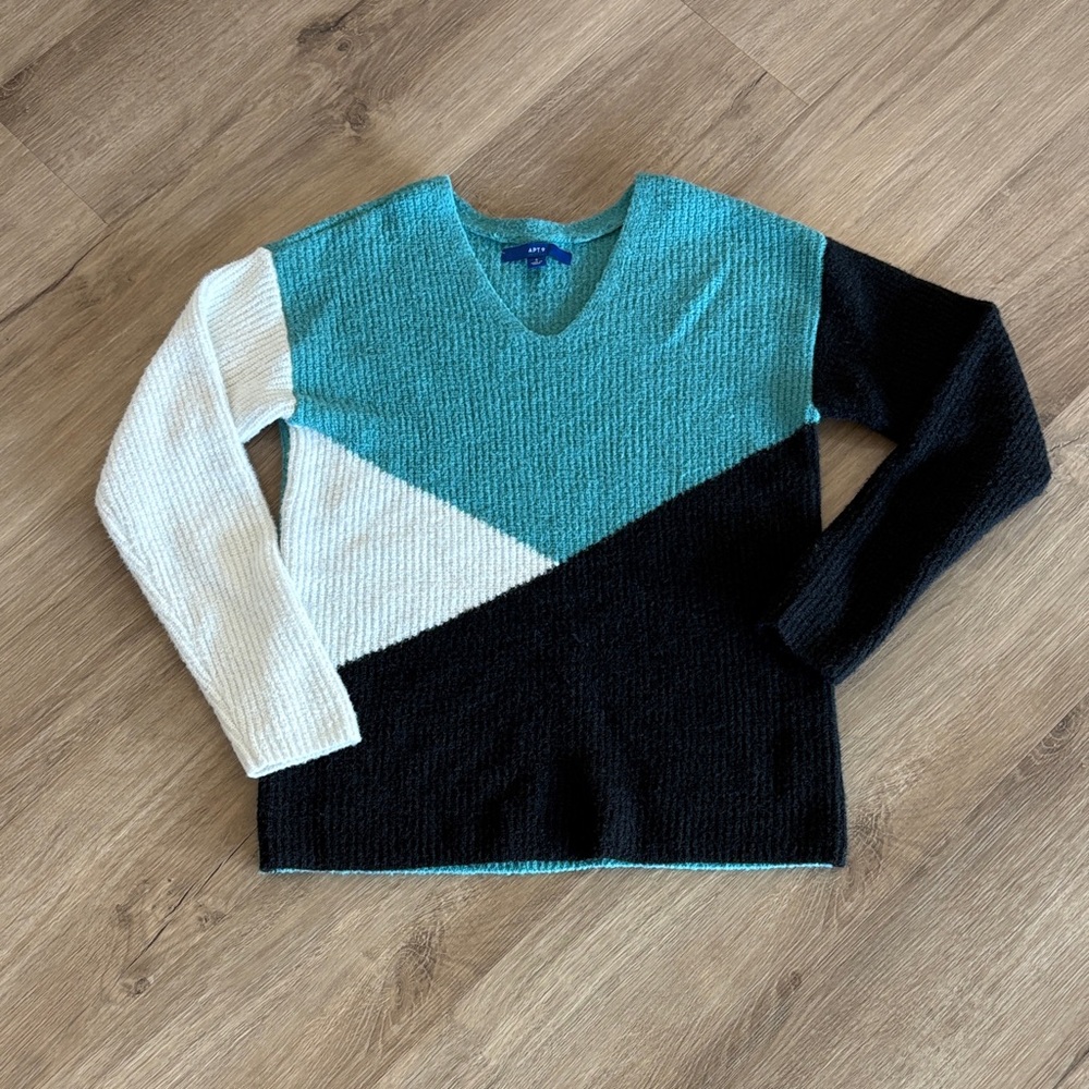 Apt. 9 Teal, Black, and Cream V-Neck Sweater
